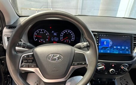 Hyundai Solaris II рестайлинг, 2022 год, 1 520 000 рублей, 8 фотография