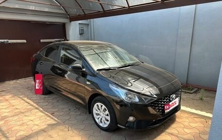 Hyundai Solaris II рестайлинг, 2022 год, 1 520 000 рублей, 3 фотография