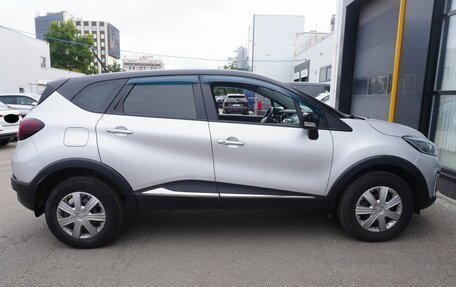 Renault Kaptur I рестайлинг, 2019 год, 1 300 000 рублей, 4 фотография