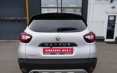 Renault Kaptur I рестайлинг, 2019 год, 1 300 000 рублей, 6 фотография