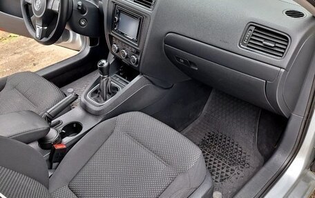 Volkswagen Jetta VI, 2013 год, 819 000 рублей, 8 фотография