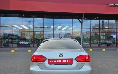 Volkswagen Jetta VI, 2013 год, 819 000 рублей, 2 фотография