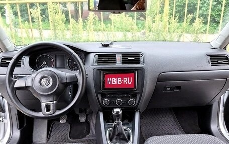 Volkswagen Jetta VI, 2013 год, 819 000 рублей, 14 фотография