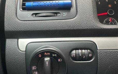 Volkswagen Jetta VI, 2009 год, 640 000 рублей, 9 фотография