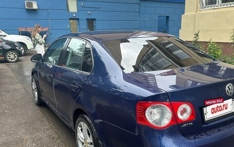 Volkswagen Jetta VI, 2009 год, 640 000 рублей, 6 фотография
