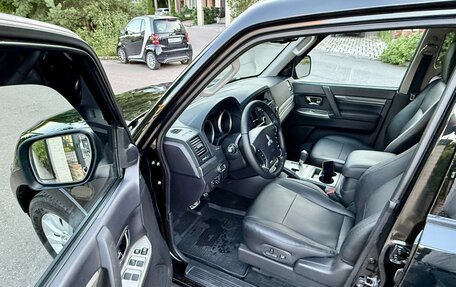 Mitsubishi Pajero IV, 2012 год, 2 490 000 рублей, 9 фотография