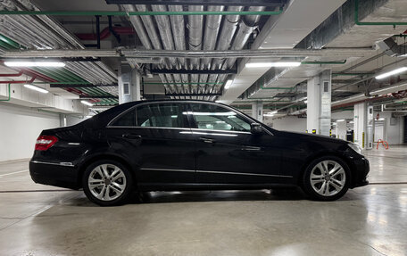 Mercedes-Benz E-Класс, 2012 год, 2 300 000 рублей, 4 фотография