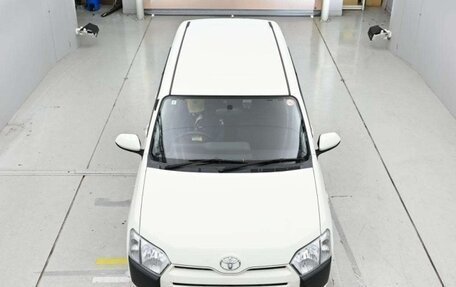 Toyota Probox I, 2021 год, 880 000 рублей, 2 фотография
