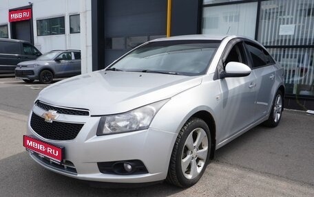Chevrolet Cruze II, 2010 год, 650 000 рублей, 1 фотография