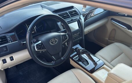 Toyota Camry, 2016 год, 2 350 000 рублей, 17 фотография