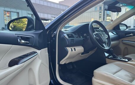 Toyota Camry, 2016 год, 2 350 000 рублей, 18 фотография