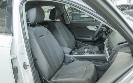 Audi A4, 2017 год, 1 650 000 рублей, 8 фотография