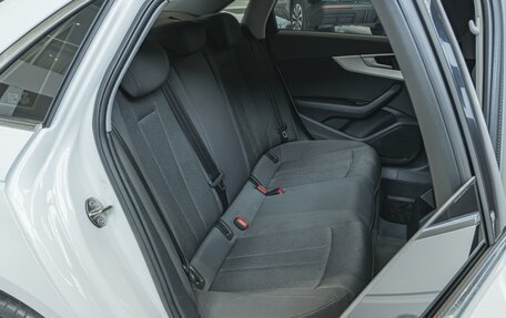 Audi A4, 2017 год, 1 650 000 рублей, 7 фотография