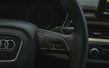 Audi A4, 2017 год, 1 650 000 рублей, 20 фотография