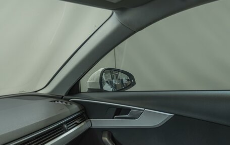 Audi A4, 2017 год, 1 650 000 рублей, 23 фотография