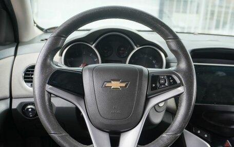 Chevrolet Cruze II, 2010 год, 650 000 рублей, 13 фотография