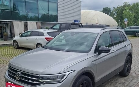 Volkswagen Tiguan II, 2022 год, 3 500 000 рублей, 6 фотография