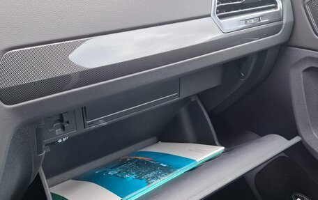 Volkswagen Tiguan II, 2022 год, 3 500 000 рублей, 15 фотография