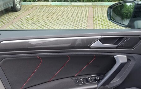Volkswagen Tiguan II, 2022 год, 3 500 000 рублей, 12 фотография
