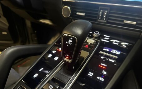 Porsche Cayenne III, 2022 год, 14 900 000 рублей, 5 фотография