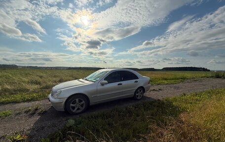 Mercedes-Benz C-Класс, 2000 год, 650 000 рублей, 2 фотография