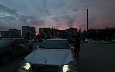 Mercedes-Benz C-Класс, 2000 год, 650 000 рублей, 14 фотография
