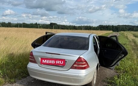 Mercedes-Benz C-Класс, 2000 год, 650 000 рублей, 13 фотография