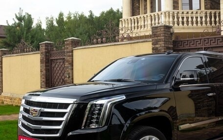Cadillac Escalade IV, 2019 год, 5 300 000 рублей, 4 фотография