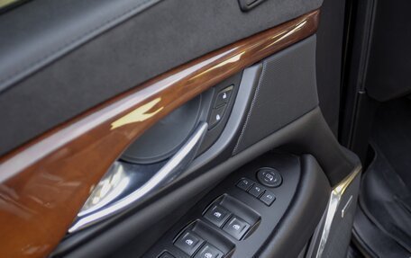 Cadillac Escalade IV, 2019 год, 5 300 000 рублей, 16 фотография