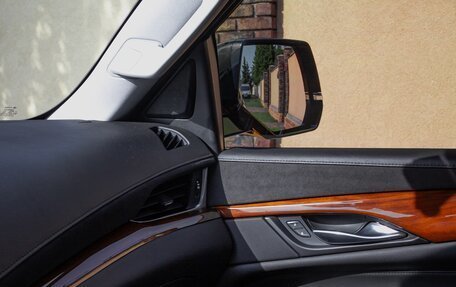 Cadillac Escalade IV, 2019 год, 5 300 000 рублей, 28 фотография