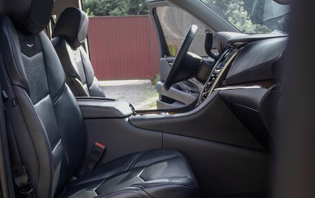 Cadillac Escalade IV, 2019 год, 5 300 000 рублей, 30 фотография
