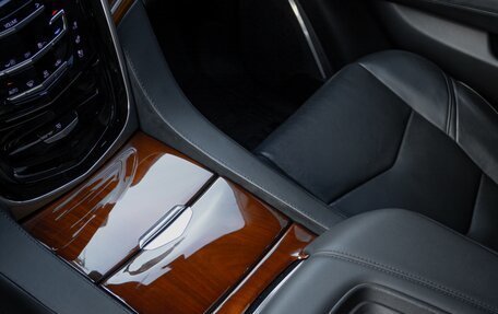 Cadillac Escalade IV, 2019 год, 5 300 000 рублей, 34 фотография