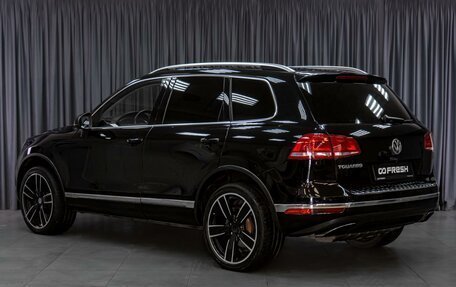 Volkswagen Touareg III, 2015 год, 2 699 000 рублей, 2 фотография