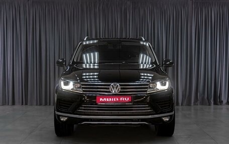 Volkswagen Touareg III, 2015 год, 2 699 000 рублей, 3 фотография