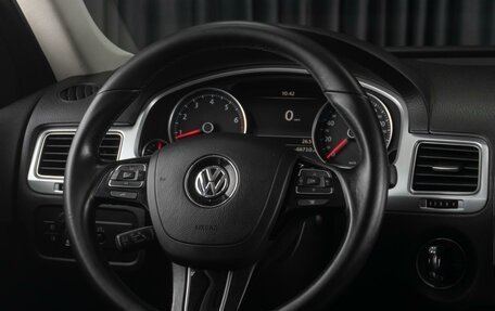 Volkswagen Touareg III, 2015 год, 2 699 000 рублей, 16 фотография