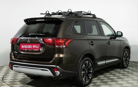 Mitsubishi Outlander III рестайлинг 3, 2021 год, 2 289 777 рублей, 6 фотография