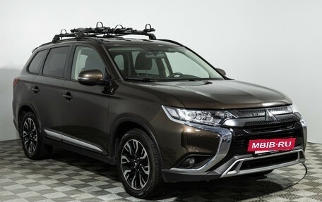 Mitsubishi Outlander III рестайлинг 3, 2021 год, 2 289 777 рублей, 3 фотография