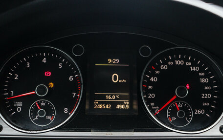 Volkswagen Passat B7, 2012 год, 889 000 рублей, 21 фотография