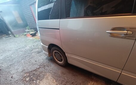Toyota Voxy II, 2002 год, 960 000 рублей, 4 фотография
