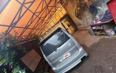 Toyota Voxy II, 2002 год, 960 000 рублей, 5 фотография