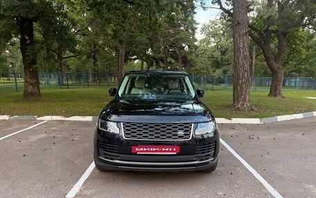 Land Rover Range Rover IV рестайлинг, 2018 год, 5 500 000 рублей, 2 фотография