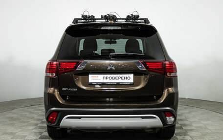 Mitsubishi Outlander III рестайлинг 3, 2021 год, 2 289 777 рублей, 7 фотография