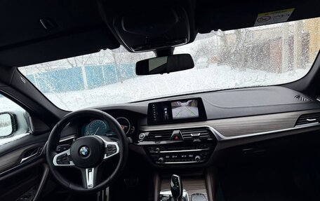 BMW 5 серия, 2017 год, 4 000 000 рублей, 33 фотография