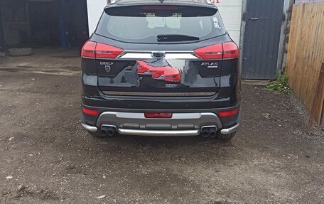Geely Atlas I, 2018 год, 1 450 000 рублей, 3 фотография