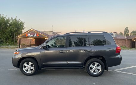 Toyota Land Cruiser 200, 2012 год, 4 300 000 рублей, 8 фотография