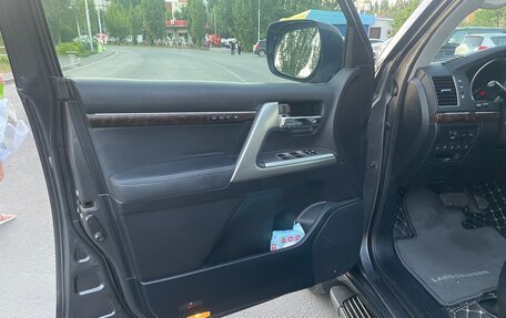 Toyota Land Cruiser 200, 2012 год, 4 300 000 рублей, 14 фотография