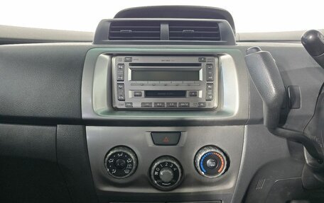 Toyota bB II рестайлинг, 2006 год, 489 000 рублей, 13 фотография