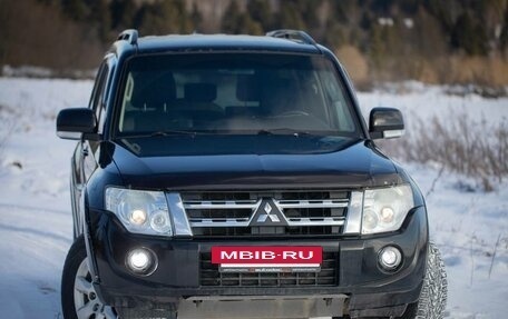 Mitsubishi Pajero IV, 2014 год, 1 850 000 рублей, 3 фотография