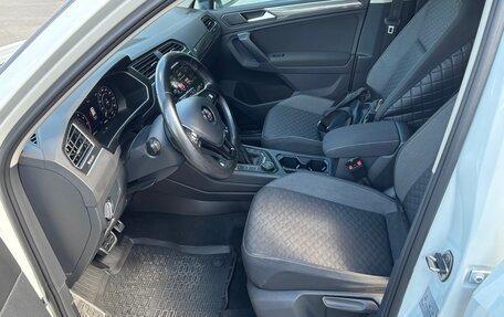Volkswagen Tiguan II, 2018 год, 2 820 000 рублей, 12 фотография