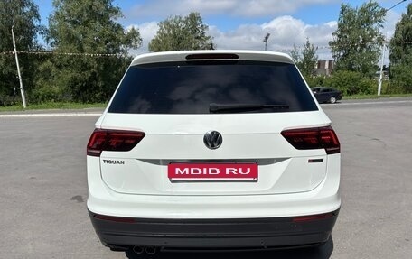 Volkswagen Tiguan II, 2018 год, 2 820 000 рублей, 7 фотография